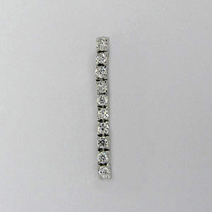 s50-036-stribrny-privesek-se-zirkony.jpg