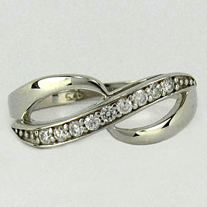 Stříbrný prsten S70-014
