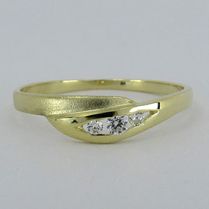 Zlatý prsten Z70-150