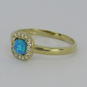 Zlatý prsten s opálem Z70-171