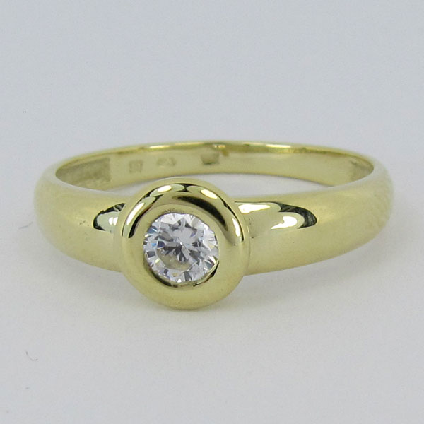 Zlatý prsten se zirkonem Z70-207